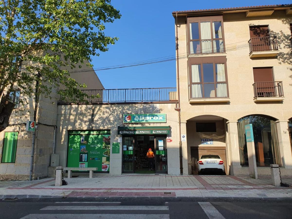 Hotel Av Apartamentos Lobios Exterior photo